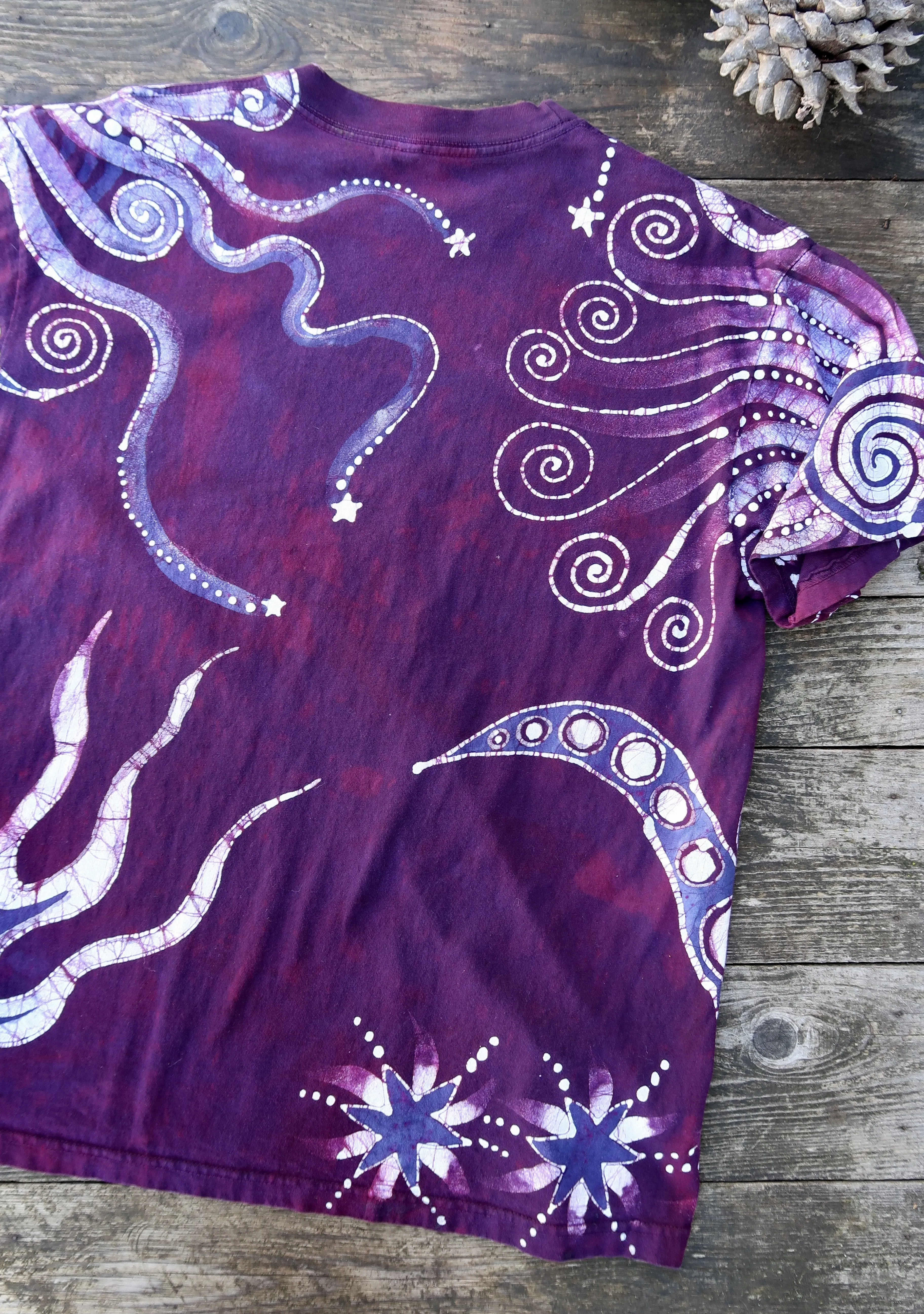 Daydream at Main Stage 90's Throwback Cotton Batik T-shirt - Size Large