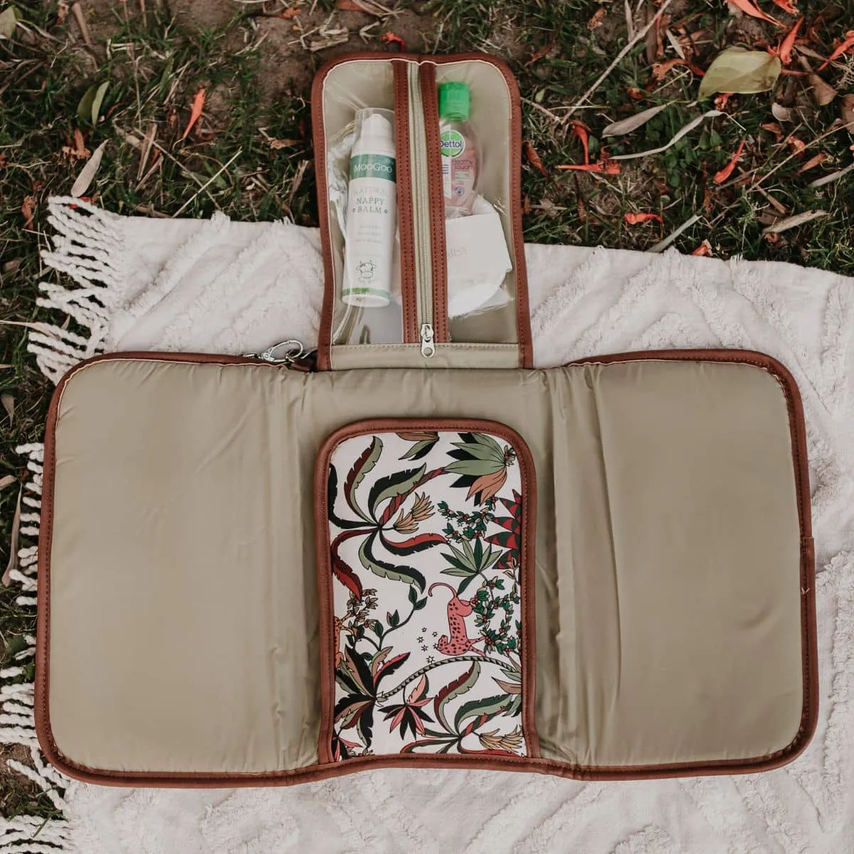 OiOi Change Mat Clutch - Jungle Cream/Tan